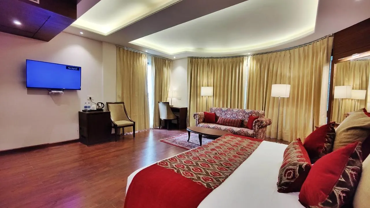 Royale Retreat Hotel & Spa Near Mall Road Shimla